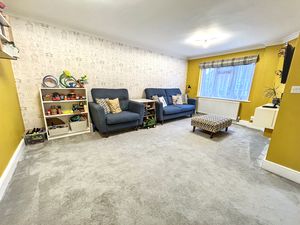 Lounge- click for photo gallery